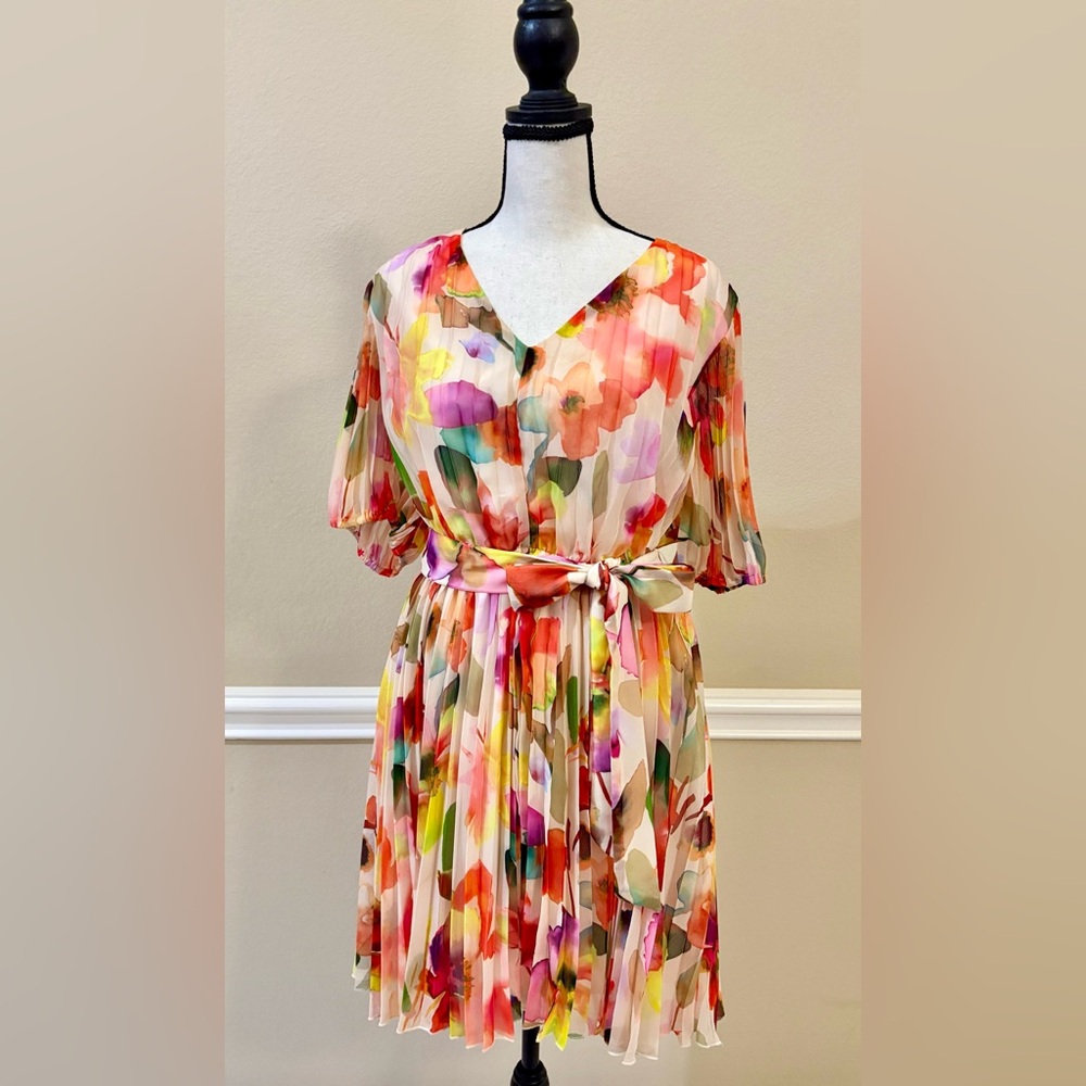 Sam Edelman NWT Vibrant Floral Dress